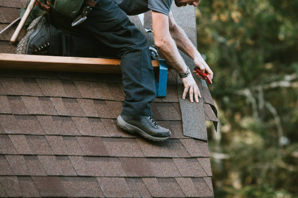 Quick and Trustworthy Emergency Roof Repair Services in Shorewood Forest, IN